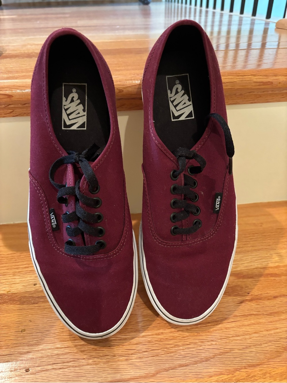 Burgundy Vans Authentic sz 10